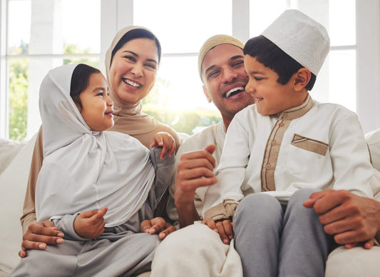 Modern Muslim Parenting in 2025: Challenges, Faith-Based Tips, and Must-Have Tools for Raising Strong Muslim Kids