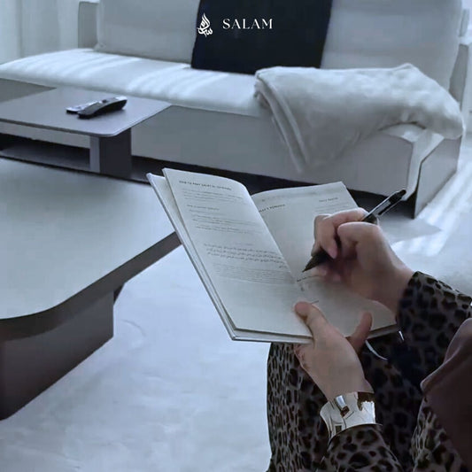 Breaking Free From Comparison Culture: An Islamic Perspective on Contentment